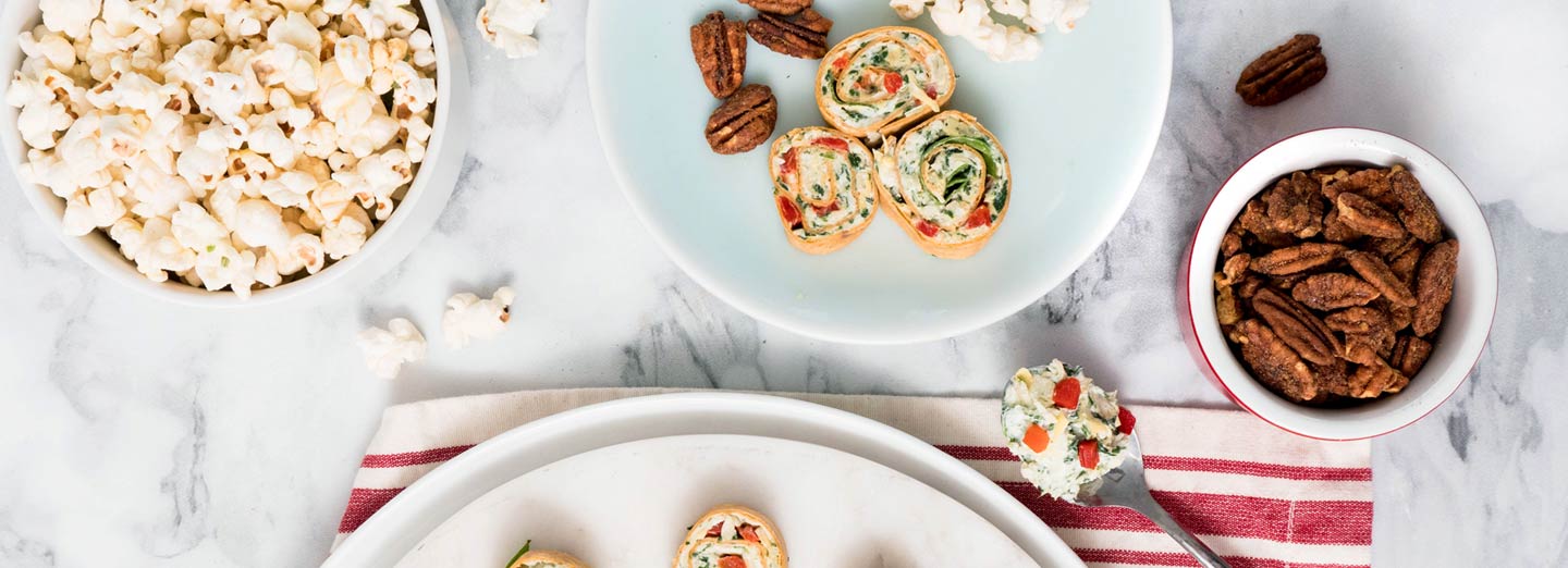 Spiral arranged spinach artichoke roll-ups